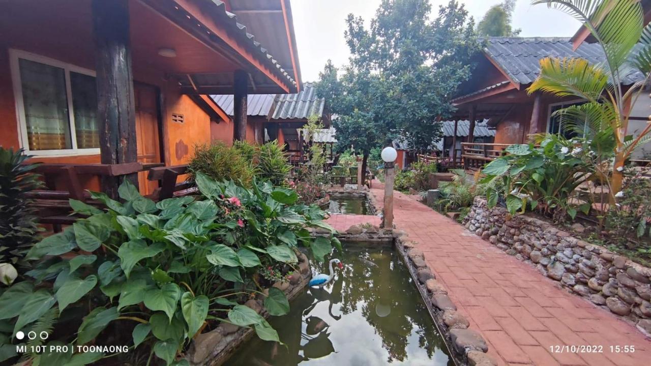 Lung Soi Nguen Homstay Pang Oung Pang Ung Extérieur photo